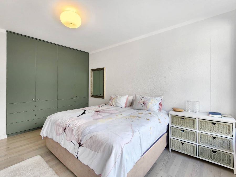To Let 2 Bedroom Property for Rent in Sea Point Western Cape